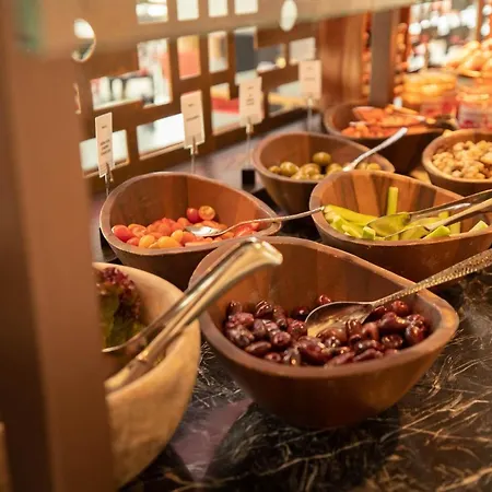 Superior East Wing By Five Hotel 4*