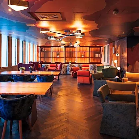 Hotel Superior East Wing By Five