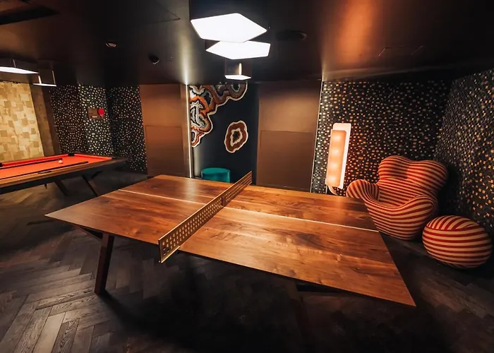 Superior East Wing By Five Hotell 4*