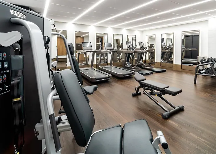 Superior East Wing By Five 4* Zurich