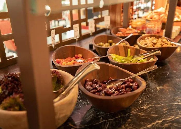 Superior East Wing By Five Hotell 4*